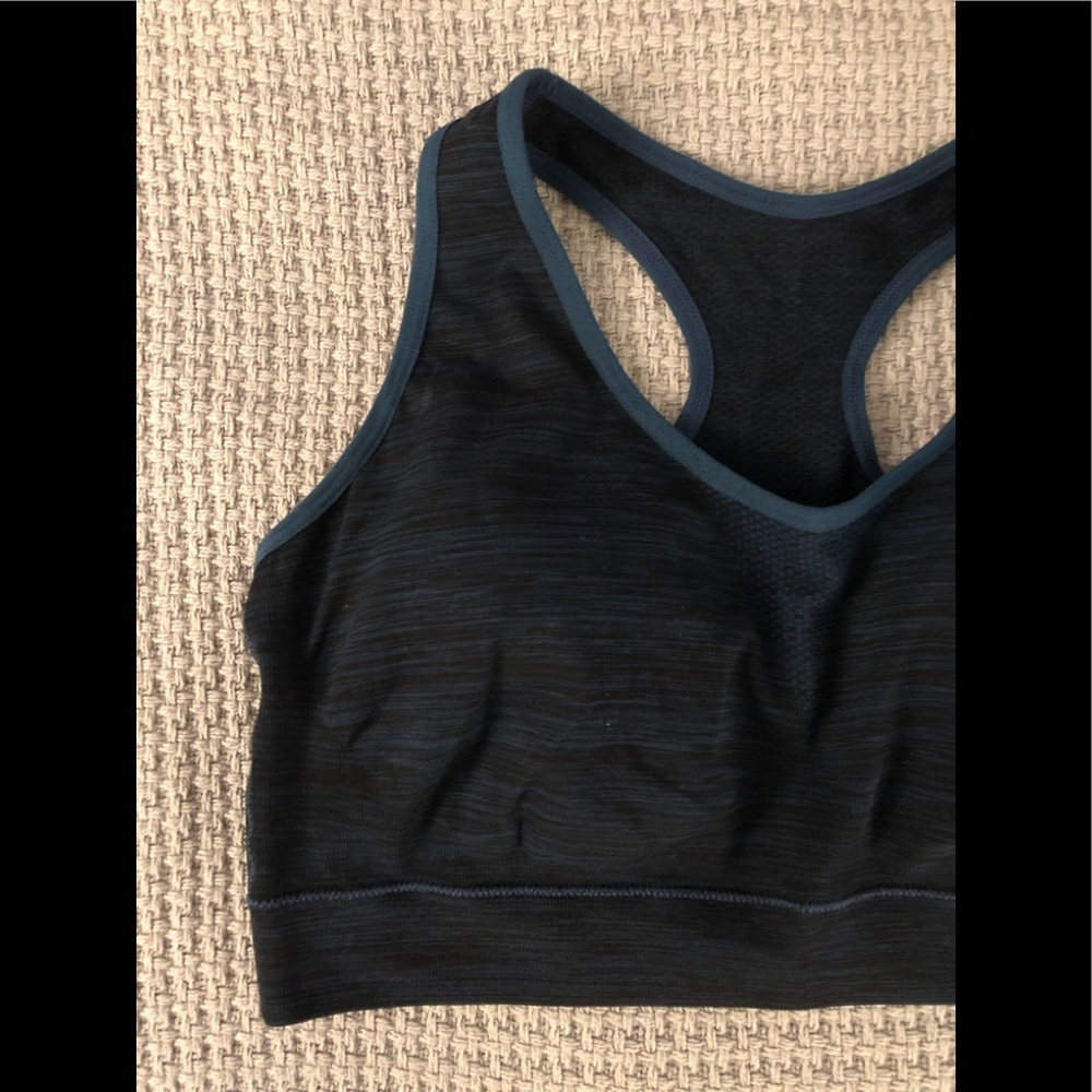 🆕 Jockey sports bra in XL